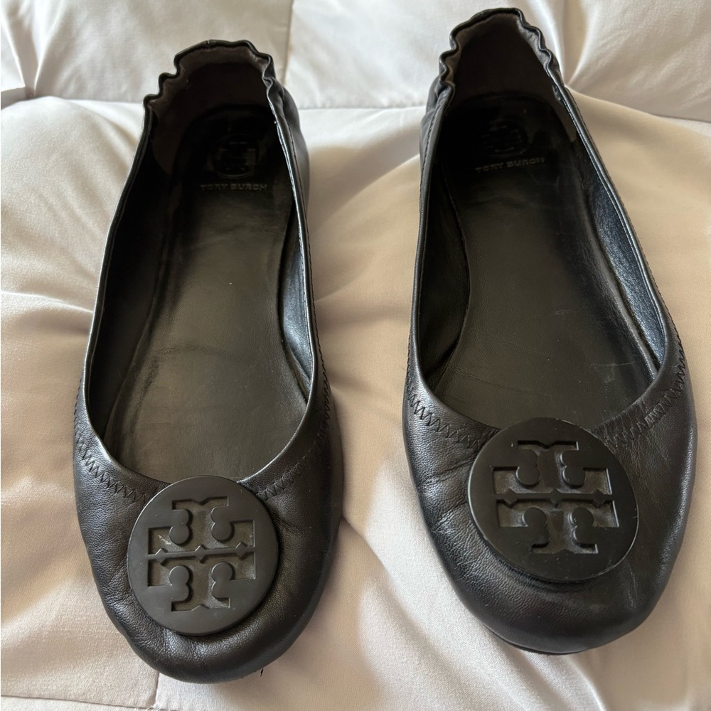 Tory Burch Black Leather Logo Ballet Flats
